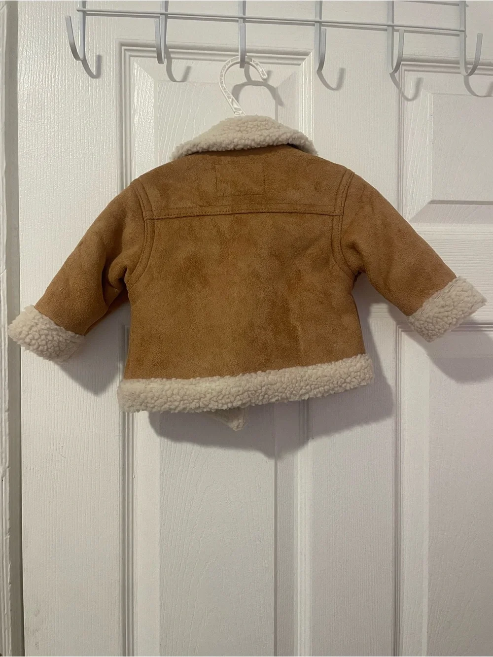 Old Navy adorable tan